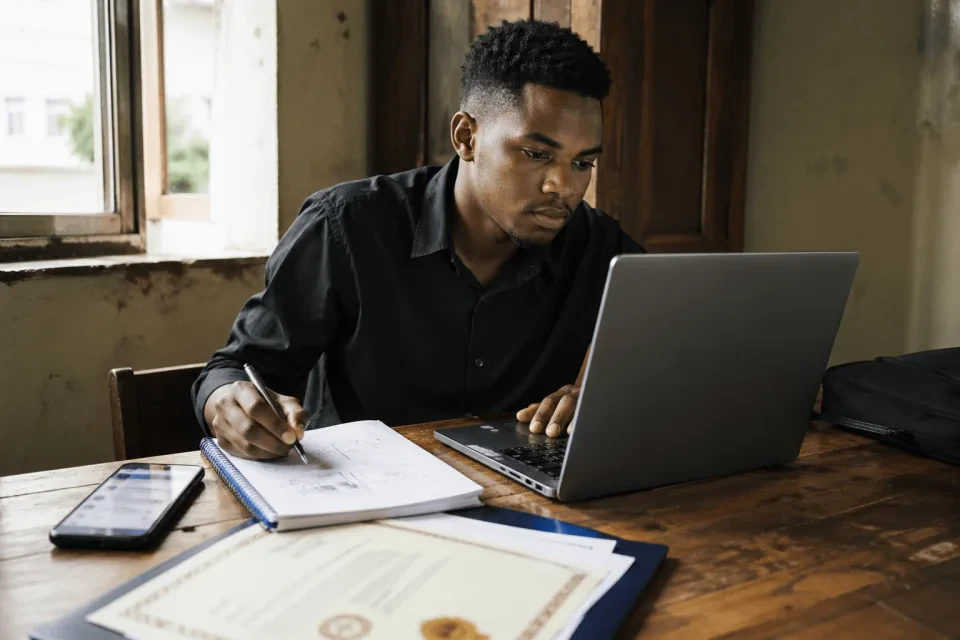 CV sem Experiência em Moçambique: Prove Valor Sem Histórico